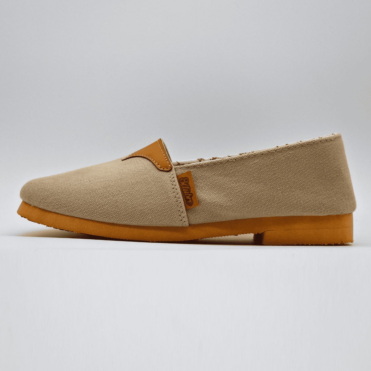 Corralera con taco Beige